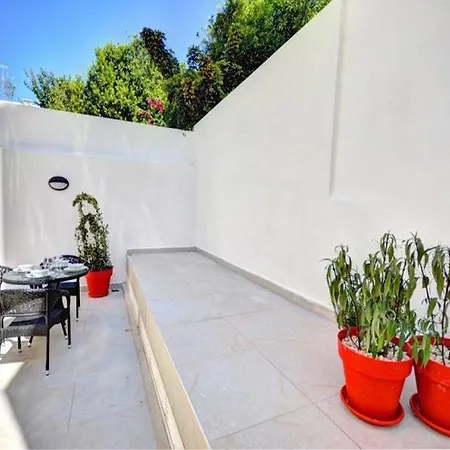 Eden Grail Hotel Ta Xbiex
